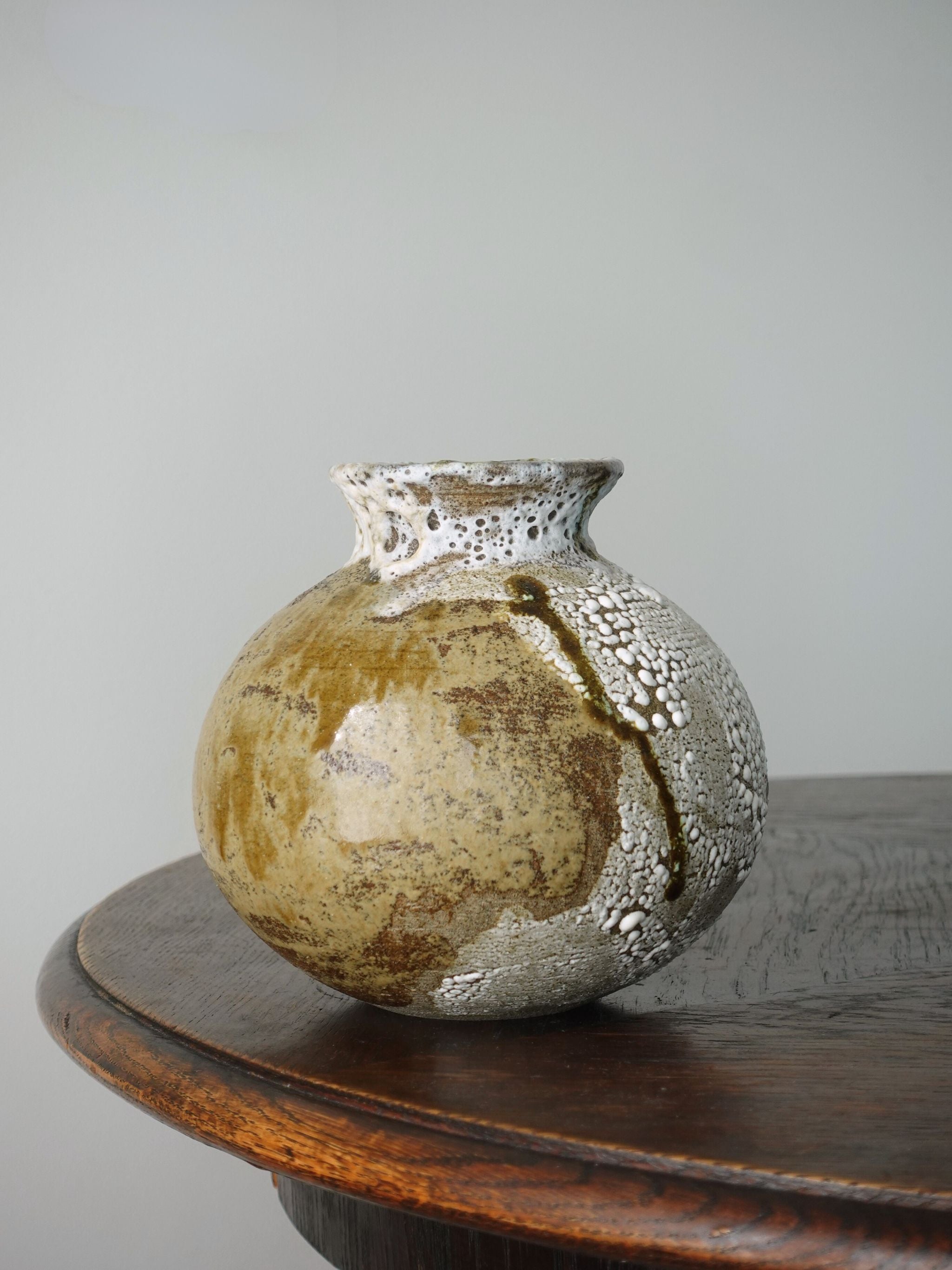 Vase "Living Surface"