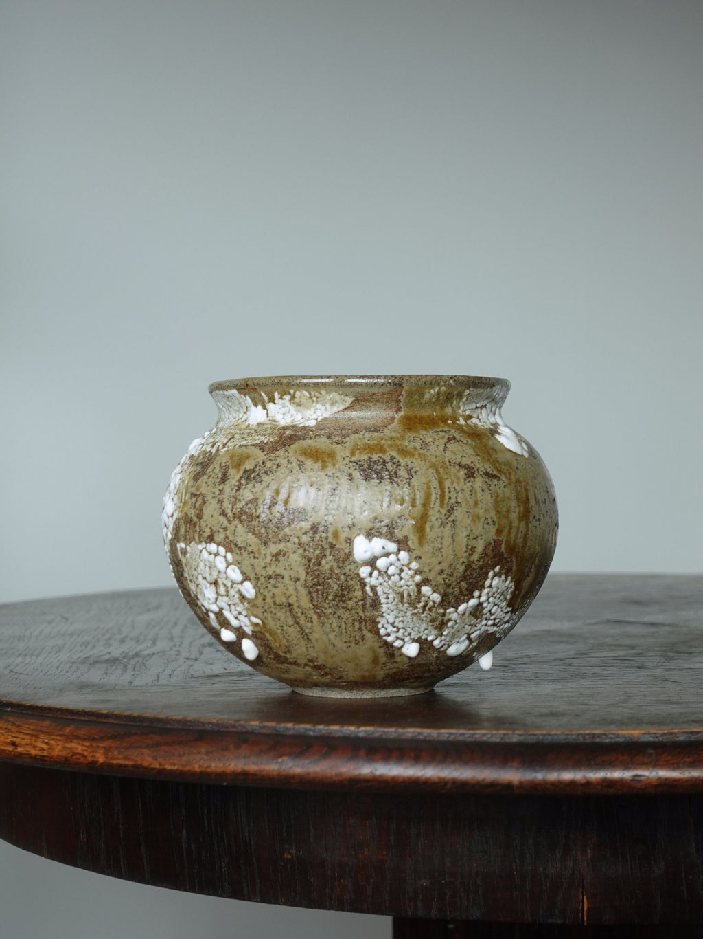 Wide-neck vase